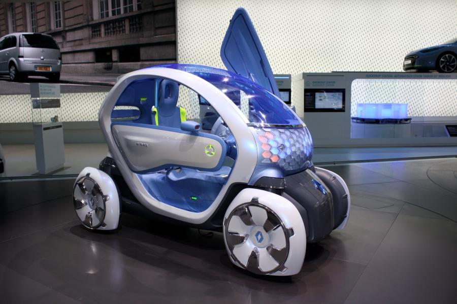  Renault Twizy Z.E. Concept 2009 года  (фото 11 из 41)